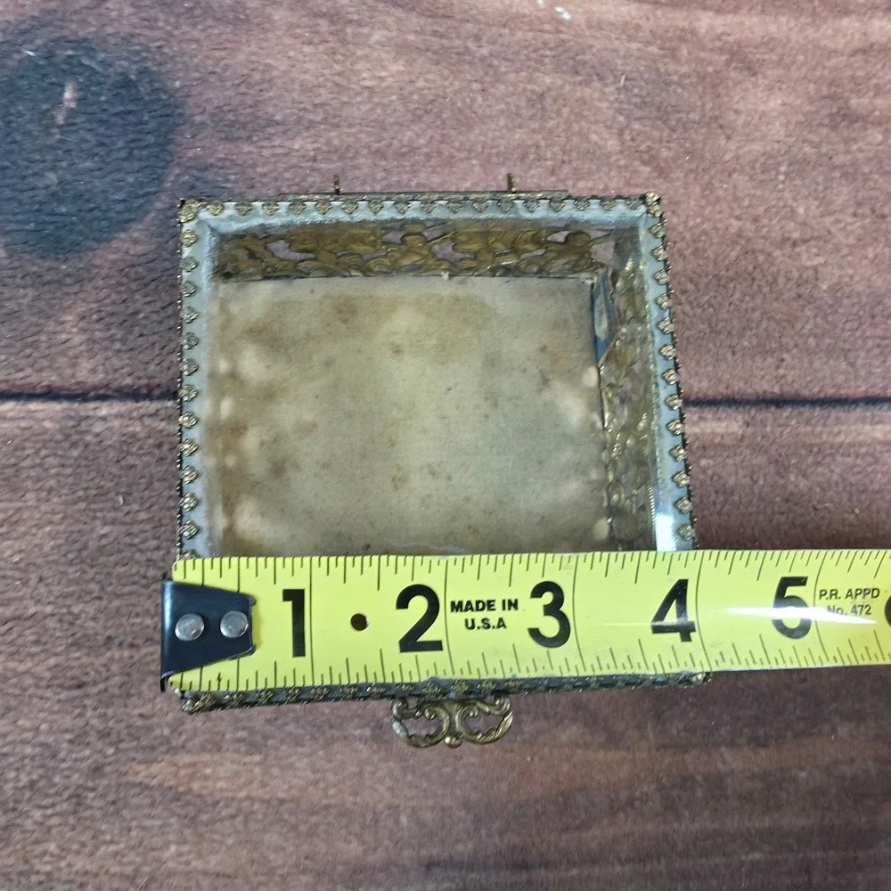 Vintage Jewelry Box Womens OS Gold Good Cherub Filigree Beveled Glass Casket